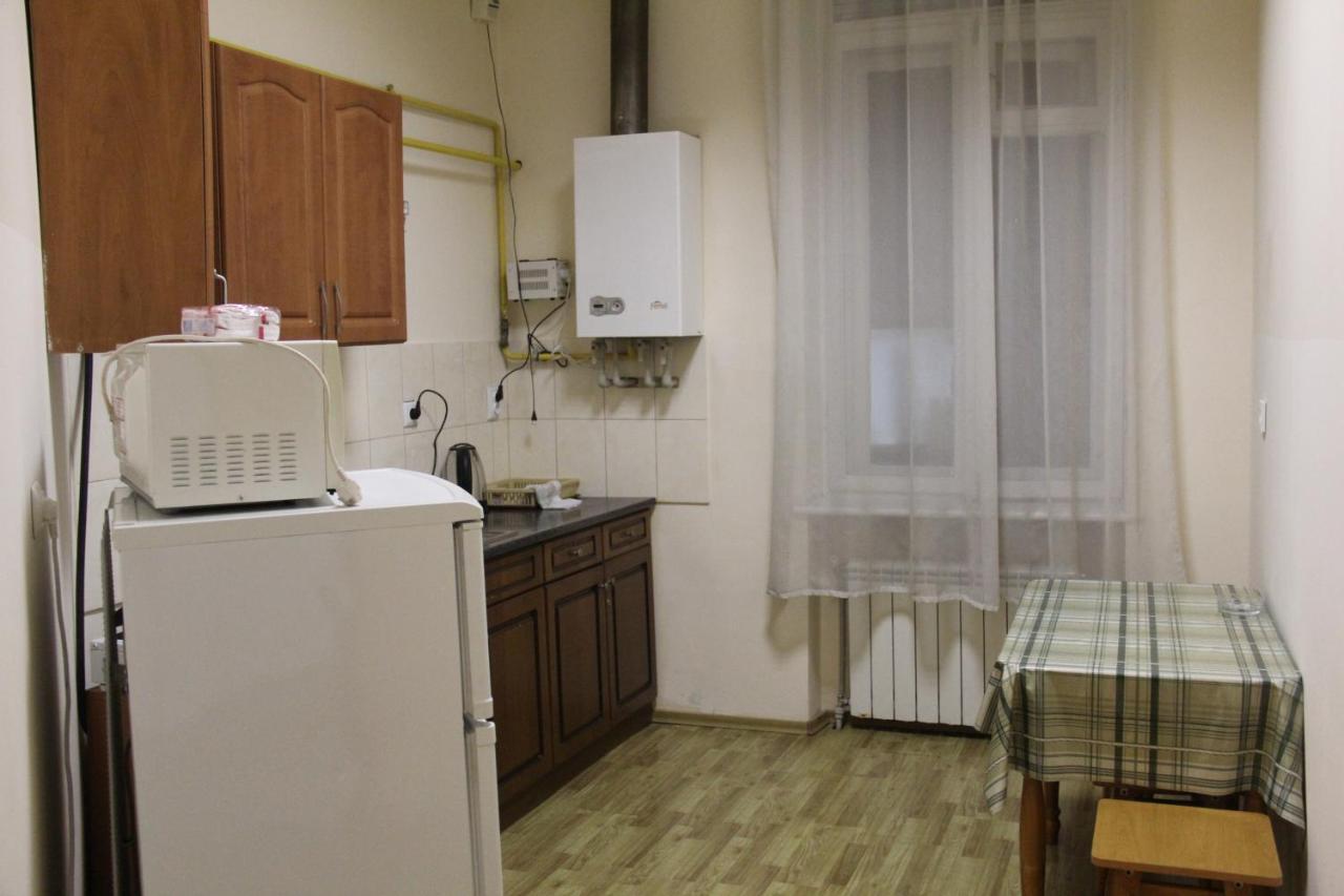 Apartments Domovik ,Kirilla I Mefodiya, 5 Mukácheve Exterior foto